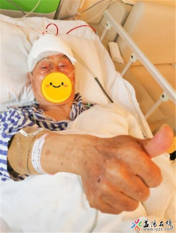 83岁老人突陷昏迷，康雅医院成功救治
